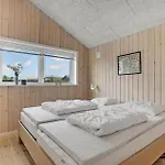 Ferienhaus 4 Bedroom Stunning In *