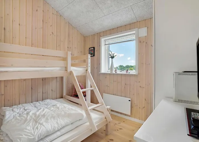 4 Bedroom Stunning In بيت للعطل هادرسليف